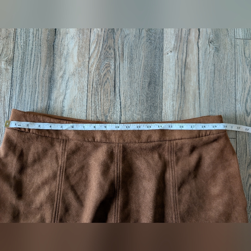 LANE BRYANT Pencil Skirt Brown Faux Suede Plus Size 18 - Picture 5 of 10